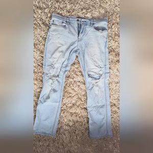 Hollister Advanced Stretch Distressed Jean, 32 x30